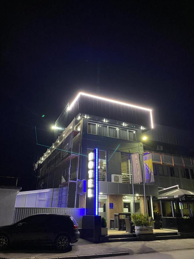 Hotel New Milenium Lukavac Екстериор снимка