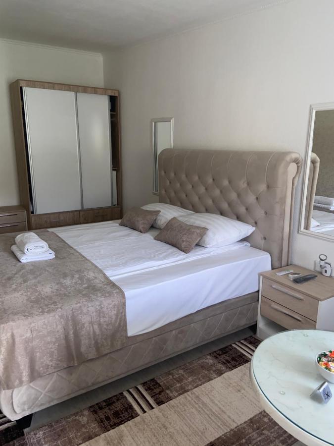 Hotel New Milenium Lukavac Екстериор снимка